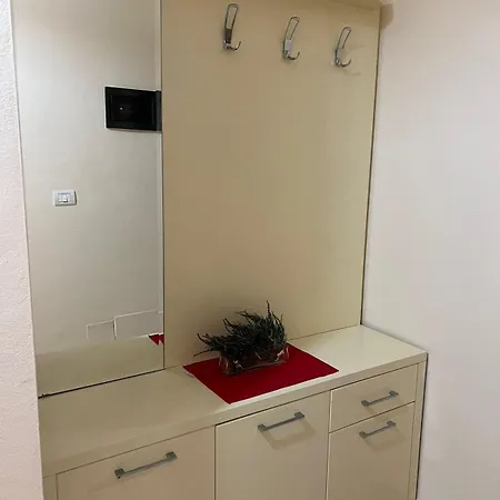 Apartamento Beauty Shengjini
